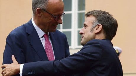 Union européenne : quand Emmanuel Macron veut relancer le couple franco-allemand, Friedrich Merz préfère l’atlantisme
