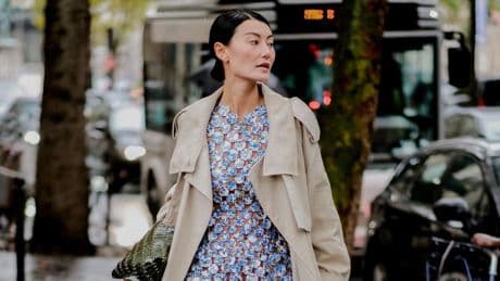 Del 'dopamine dressing' al 'quiet luxury' y vuelta: ¿qué nos dice nuestra ropa sobre el estado de ánimo colectivo?