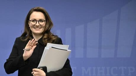 Ucraina, Zelensky rivoluziona il governo: la nuova premier amica degli Usa