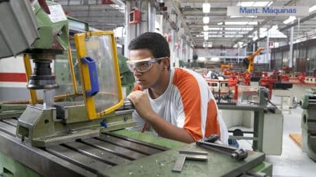 La FP dual necesita más de 60.000 empresas para crecer, según el Govern