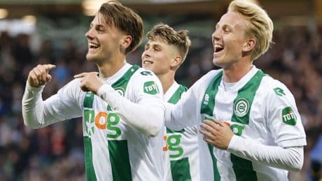 Groningen heeft geen kind aan RKC (6-1) en doet goede zaken in race om Europese play-offs