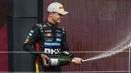 Formule 1 : vainqueur à Silverstone, Lando Norris légèrement blessé après la course