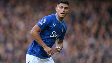 Everton activate option to buy Charly Alcaraz from Flamengo