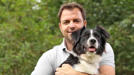Deutschlands bekanntester Hundetrainer - Martin Rütter trauert um Vierbeiner Emma