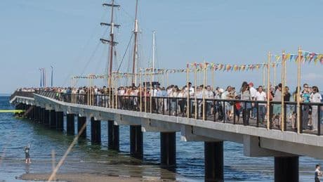 Seebrückentrio komplett: Neue Seebrücke Scharbeutz ist eröffnet