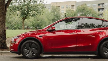 Tesla Begins Limited Robotaxi Service in Austin