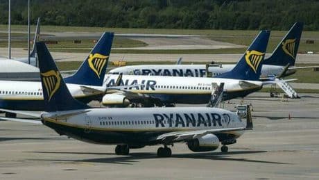 Voli, caos rimborsi: «Non pagati 57 milioni dalle compagnie aeree»