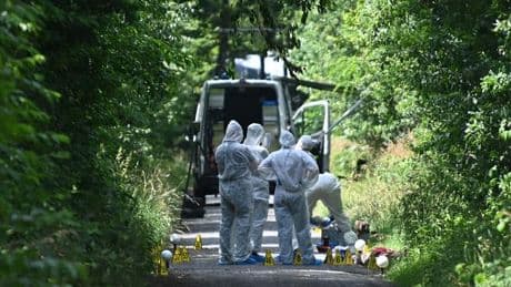 Mysteriöses Verbrechen in NRW: Frau und Mädchen tot an Weg: Opfer hatte Platzwunde am Kopf