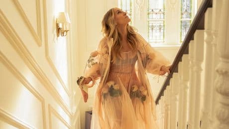 Revisiting Carrie Bradshaw’s Apartments in ‘Sex and the City’ and ‘And Just Like That’