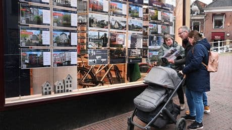 Huurders belemmerd in kinderwens door dure woningmarkt