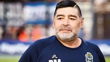 Maradona'nın kızından babasını tedavi eden doktorlara suçlama