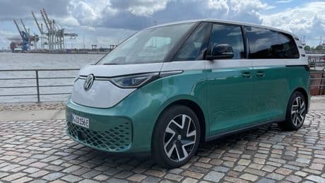 VW ID.Buzz gut 40 Prozent billiger: Kult-Bulli rollt zum Schnäppchenpreis vor