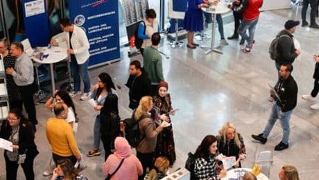 Ukraine: Für Flüchtlinge sind Jobchancen wichtiger als Sozialleistungen – Studie des Ifo-Instituts