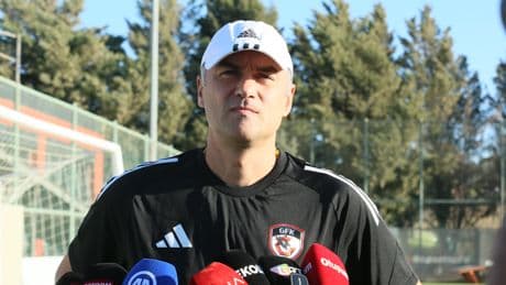 Burak Yılmaz 3'te 3 peşinde