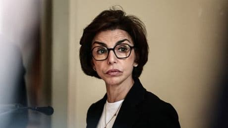 Bijoux, GDF Suez, outrage à magistrat: des signalements visant Rachida Dati examinés par la justice