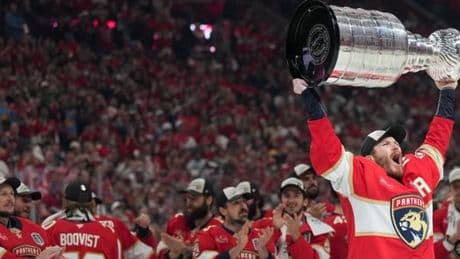 Hockey sur glace : les Florida Panthers de nouveau champions NHL en battant les Edmonton Oilers