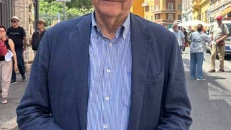 Bandiere di partito e appelli al voto: la piazza usata per il referendum