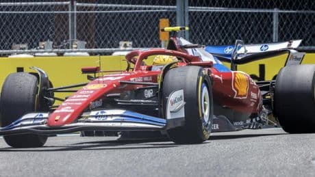 Hamilton incendia Ferrari con un tremendo enfado y varios dardos contra el equipo: "¡Tómate un descanso para tomar un té!"