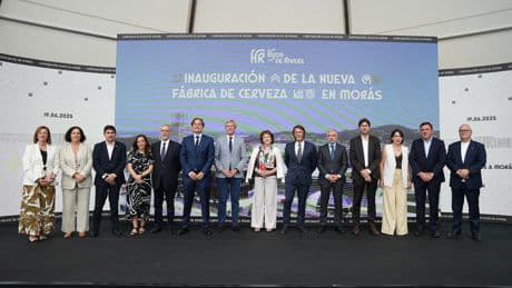 Estrella Galicia abre su nueva fábrica de Morás con capacidad para 900 millones de litros