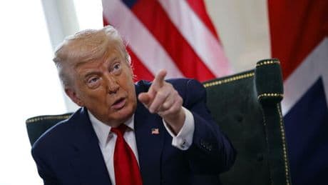 Trump, cosa prevede il nuovo ultimatum a Putin di 10-12 giorni? Pronta la guerra commerciale alla Russia con dazi al 100%