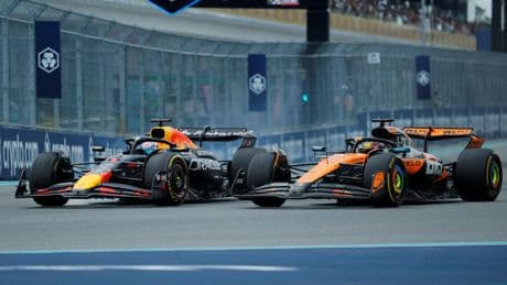 Piastri se lleva una victoria plácida en el GP de Miami en el doblete de McLaren con Sainz noveno y Alonso decimoquinto