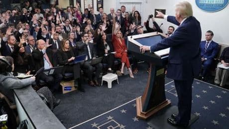 Donald Trump autorisé par une cour d’appel à bloquer certains accès de la Maison Blanche à l’agence AP