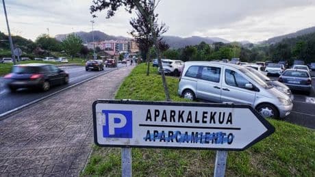 La justicia vuelve a revisar la legalidad del sistema de aparcamiento de Lekeitio