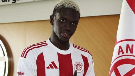 Antalyaspor, Bachir Gueye'yi kadrosuna kattı