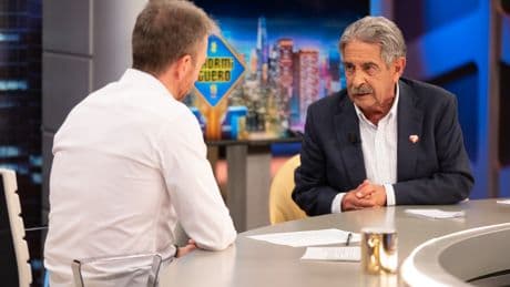 Pablo Motos se ofreció a pagar parte de la indemnización que el emérito le exigió a Revilla: &quot;Yo te ayudo&quot;