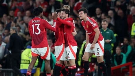 Manchester United, finale 7 golle yürüdü!