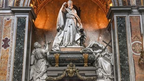 Avant Robert Francis Prevost, la grande histoire des papes Léon