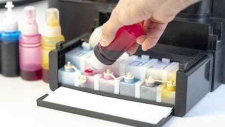 Schluss mit lästigen Patronenwechseln: Drucker mit Tintentank im Test
