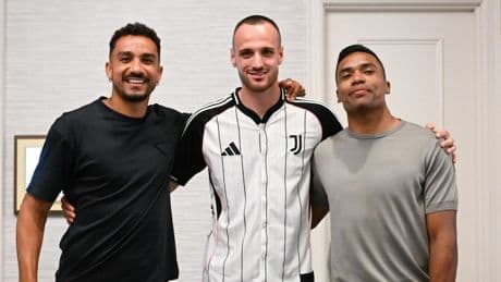 &quot;Non ci sono parole&quot;, il messaggio di Alex Sandro alla Juve e agli ex compagni