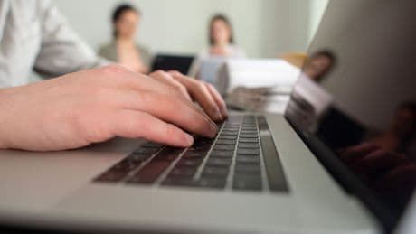 Arbeit: Hohe Teilzeitquote in Deutschland - Debatte um Arbeitszeit