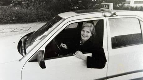 Wie im Kino: Als Taxifahrerin im Berlin der 1990er-Jahre unterwegs