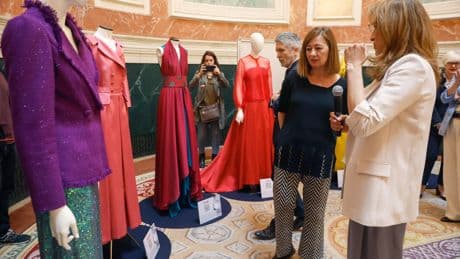 El Congreso de los Diputados acoge la exposición de &#039;los trajes de la dignidad&#039;, hechos por supervivientes de la trata