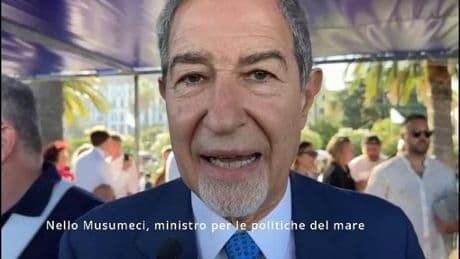 Il ministro Musumeci al Palio del Golfo: "Un esempio tra gli eventi della nazione" | Video