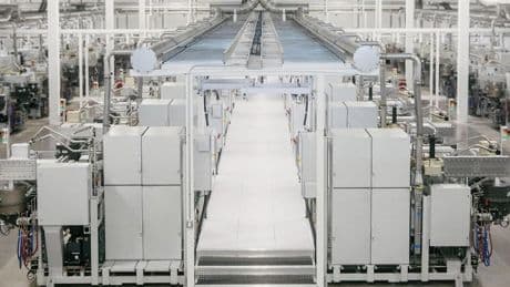 De Beers To Close Lightbox, Its Lab-Grown Diamond Jewelry Brand