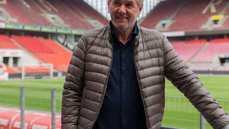 Funkel zurück auf der Trainerbank: „Wenn der 1. FC Köln anfragt, kann man nicht Nein sagen“