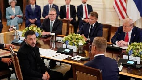 Russland-Ukraine-Krieg: "Aber Sie tragen wieder denselben Anzug ..."