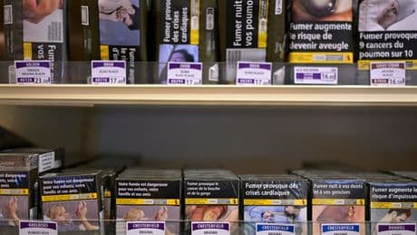 Forte chute des ventes de tabac sous la pression de la politique du gouvernement