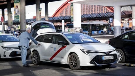Madrid aprueba la nueva ordenanza del taxi para garantizar la movilidad reducida