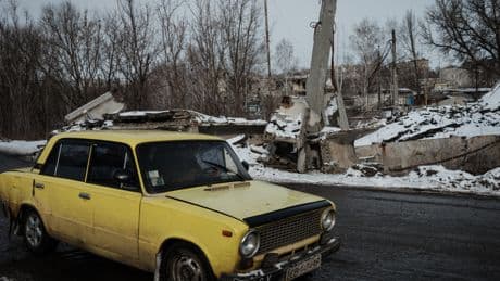 Russia's biggest carmaker is eyeing a 4-day workweek because sales are doing so poorly