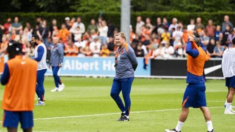 LIVE: met deze elf begint het Nederlands elftal aan de WK-kwalificatiewedstrijd uit tegen Finland