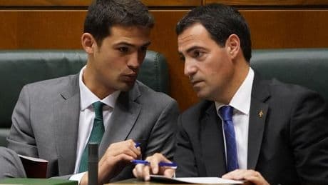PNV y PSE llevan al Gobierno vasco su choque por el plan para blindar el euskera en las OPE
