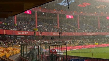Despite the rain now difficult to cancel the match, BCCI made a big decision during IPL 2025