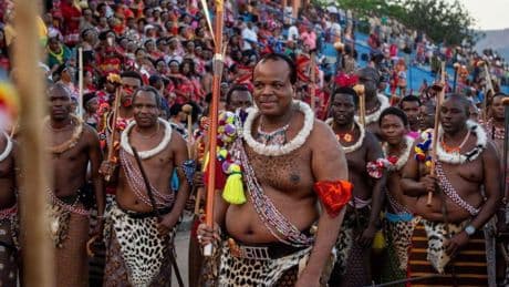 Trump deporta a "monstruos depravados" al diminuto y último reino de África porque sus países no los aceptan