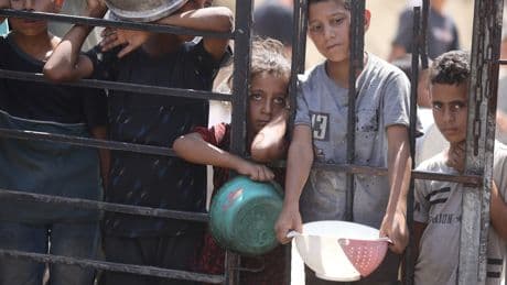 Gazze'de son 24 saatte 2'si çocuk 11 kişi daha açlıktan yaşamını yitirdi