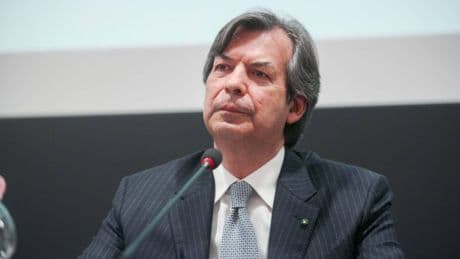 Intesa Sanpaolo, l'utile corre ancora
