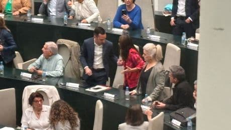 Polémica con Andrea Levy: el PSOE denuncia un comentario &quot;homófobo&quot; que eleva la tensión en Cibeles